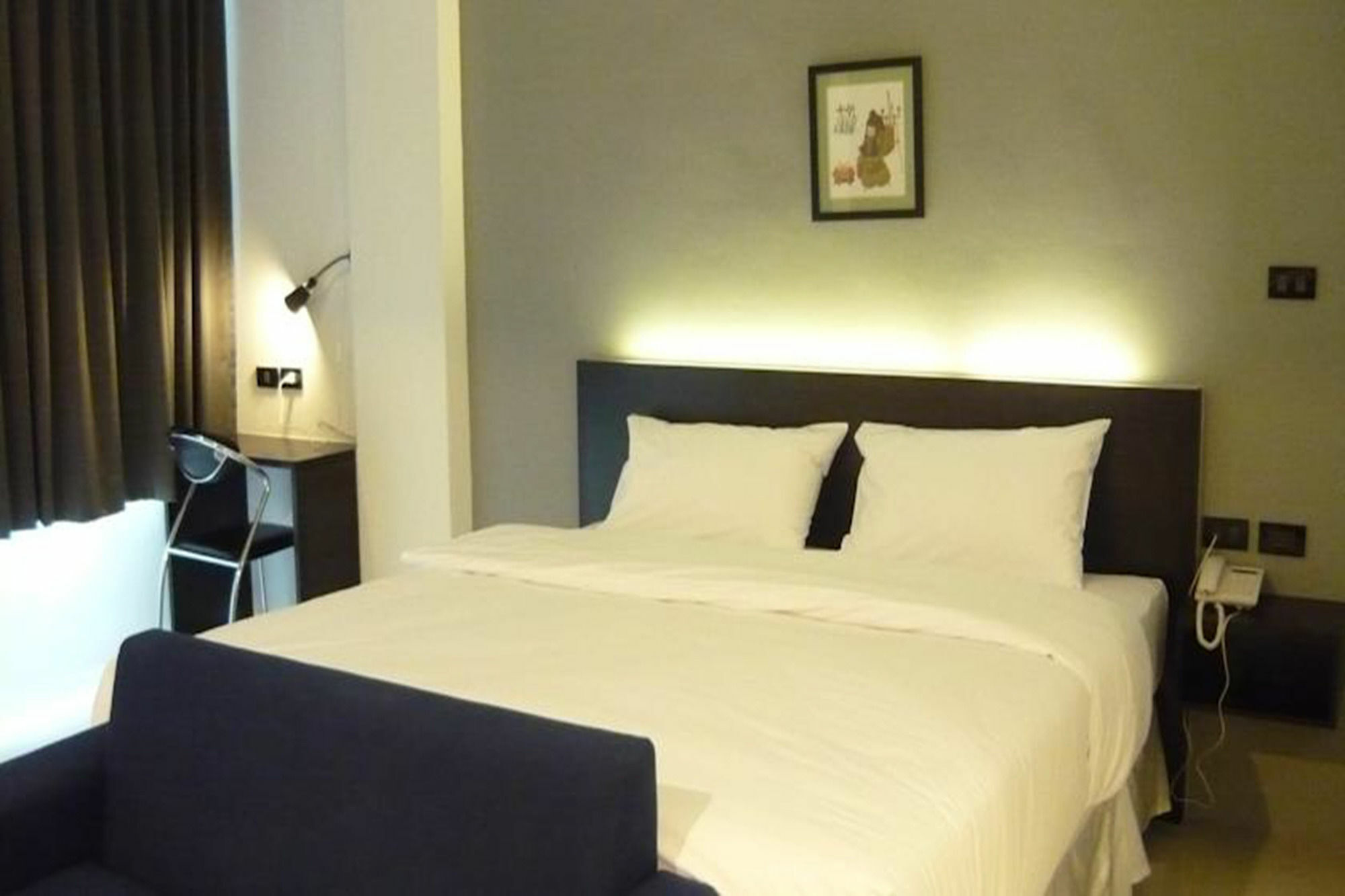 Izen Budget Hotel & Residence Rayong Exterior photo